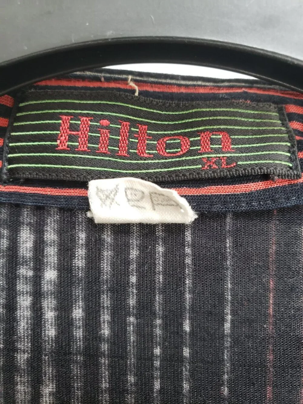 Vintage Hilton Striped Button Down Shirt Mens XL Black Red Cotton Retro 70s Vibe